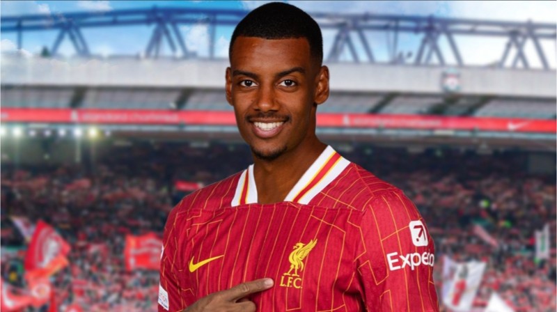 Liverpool gửi đề nghị 130 triệu bảng mua Isak